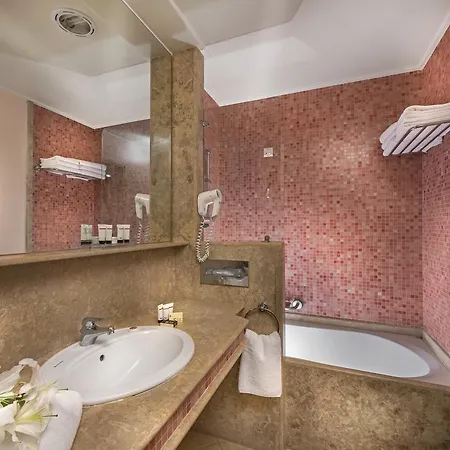 Ξενοδοχείο Thermae Platystomou & 4*