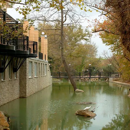 Thermae Platystomou &