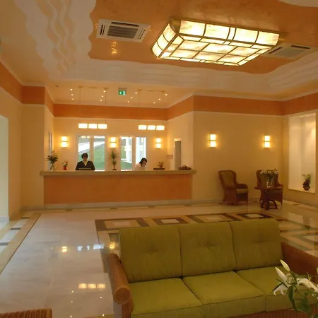 Thermae Platystomou & Hotel