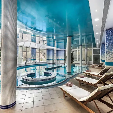 Ξενοδοχείο Thermae Platystomou & 4*